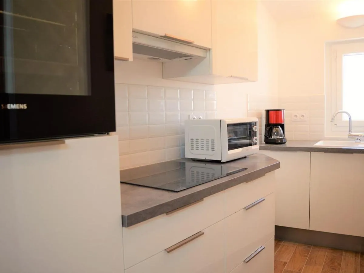 Charmant 2P Renove, Coeur Medieval, 4 Couchages - Bormes-Les-Mimosas - Fr-1-251-311 France